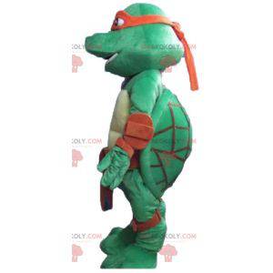 Raphael mascotte la famosa tartaruga ninja con la fascia rossa