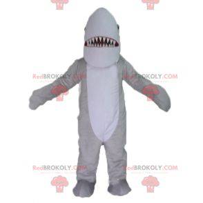 Mascota realista e impresionante de tiburón gris y blanco. -