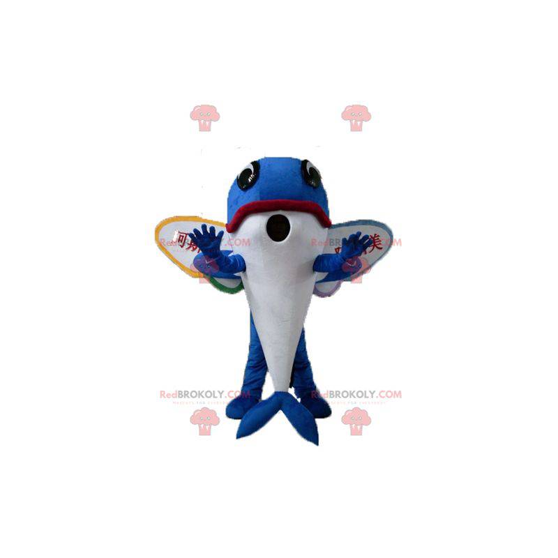 Blauwe dolfijn vliegende vis mascotte met vleugels -