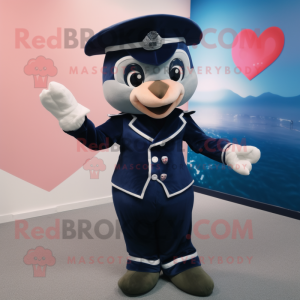 Navy Arrow Of Love maskot...