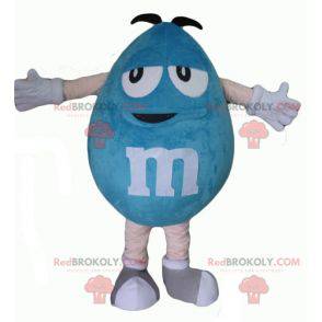 Baculatý a vtipný obří modrý maskot M&M - Redbrokoly.com