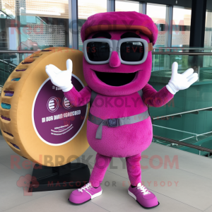 Magenta Bagels maskot...