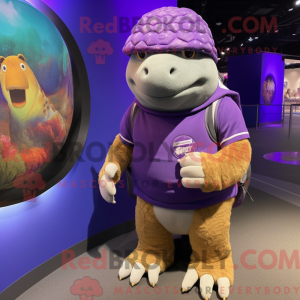 Personaggio mascotte viola...