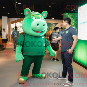 Forest Green Pig maskot...