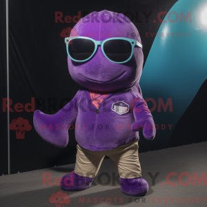Postava kostýmu fialového...