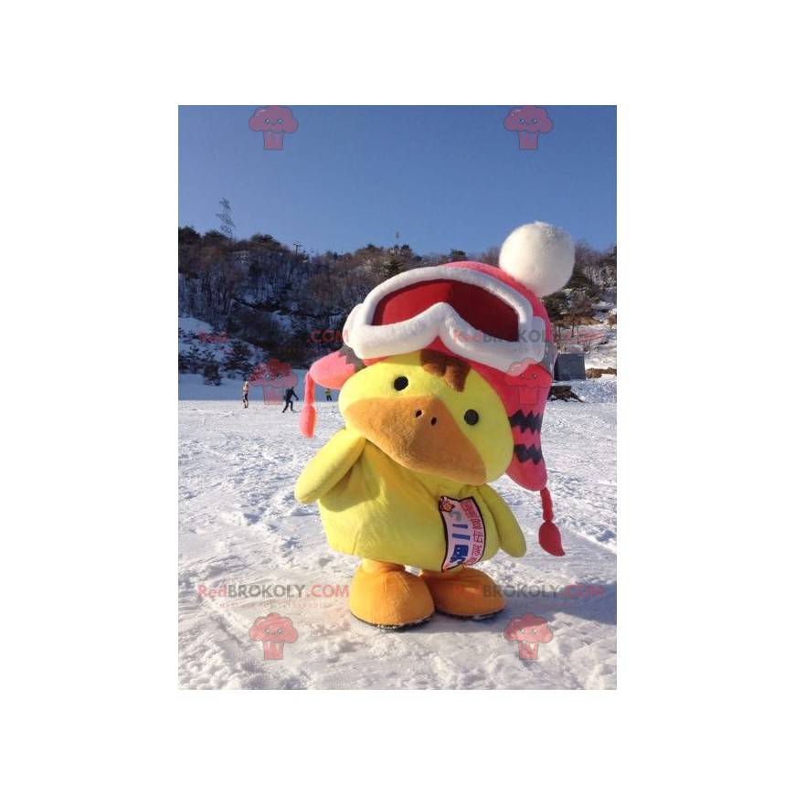 Mascot pollito amarillo y naranja grande con una gorra de