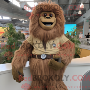 Tan Sasquatch maskerad...