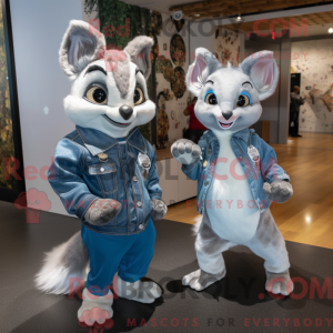 Sølv flyvende ekorn maskot...