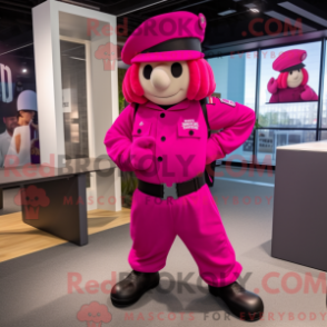 Fantasia de mascote Commando Magenta com saia-calça e boinas - Mascotes de comando - REBROKO_209914 - RedBrokoly.com