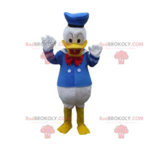 Mascote Donald com sua famosa fantasia de marinheiro -