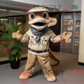 Beige python maskotdräkt med kombidräkt och bälten - Python Mascots - REBROKO_210036 - RedBrokoly.com