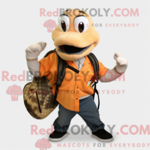 Persikofärgad python maskotdräkt med motorjacka och ryggsäckar - Python Mascots - REBROKO_210106 - RedBrokoly.com