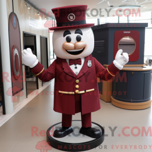 Maroon Ring Master maskot...