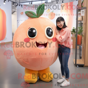 Peach Apricot maskot...