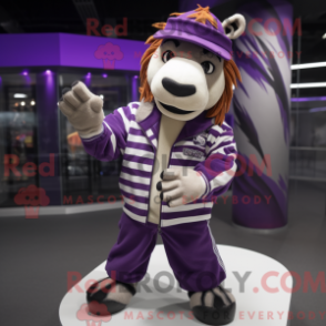 Fantasia de mascote de zebra roxa com jaqueta bomber e gorros - Mascotes zebra - REBROKO_211757 - RedBrokoly.com