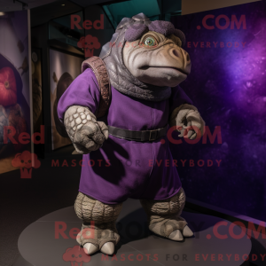 Lila Glyptodon Maskottchen...