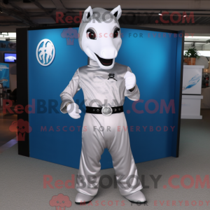 Costume mascotte de fer à...