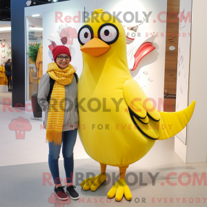 Lemon Yellow Woodpecker...