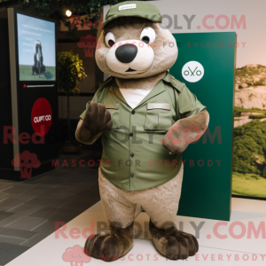 Postava maskota Olive Otter...