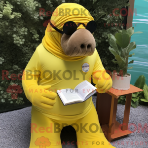 Citrongul Hvalros maskot...