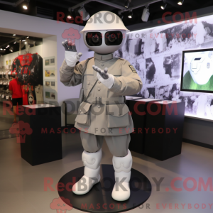 Silver Army Soldier maskot...