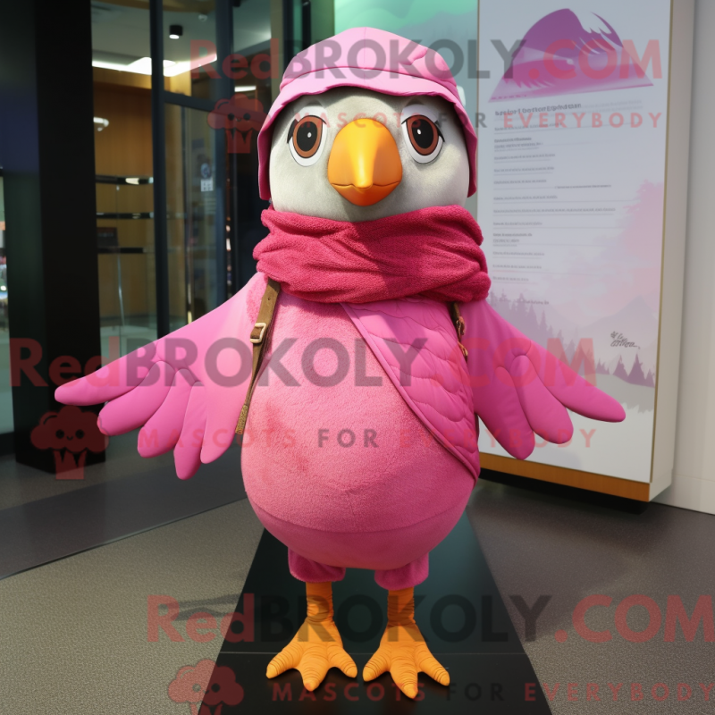 Fantasia de mascote de Codorna-rosa com parca e cachecóis - Mascotes de codorna - REBROKO_213445 - RedBrokoly.com