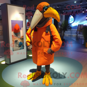 Mascotte de Toucan orange...
