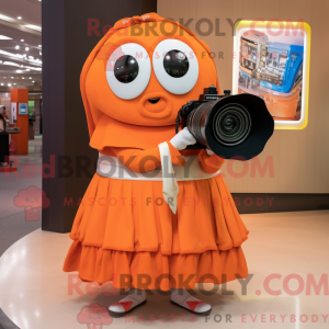 Orange Camera maskot...