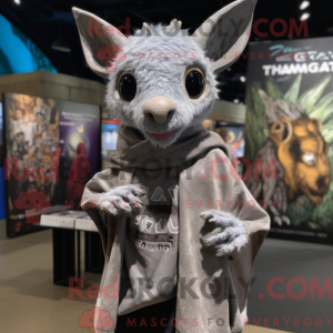 Uma figura de máscara de...