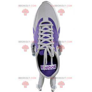 Mascotte de chaussure violette et blanche. Mascotte de basket -