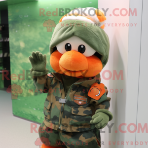 Orange Grøn Beret maskot...