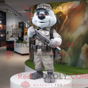 Sølv Sniper maskot drakt...