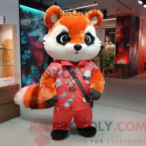 Peach Red Panda maskot...