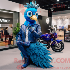 Figura de máscara de pavão...