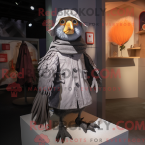 Fantasia de mascote de corvo cinza com capa de chuva e presilhas de cachecol - Mascotes do corvo - RedBrokoly.com
