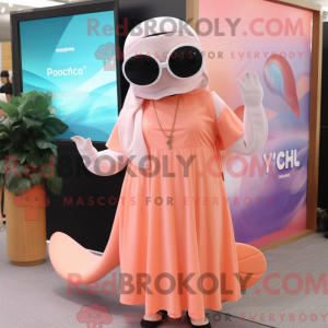 Peach Pukkelhval maskot...