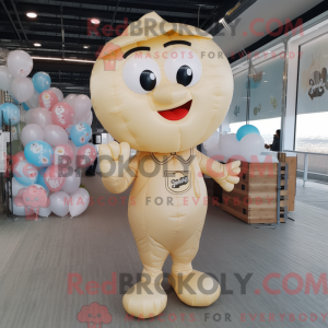 Beige hartvormige ballonnen...