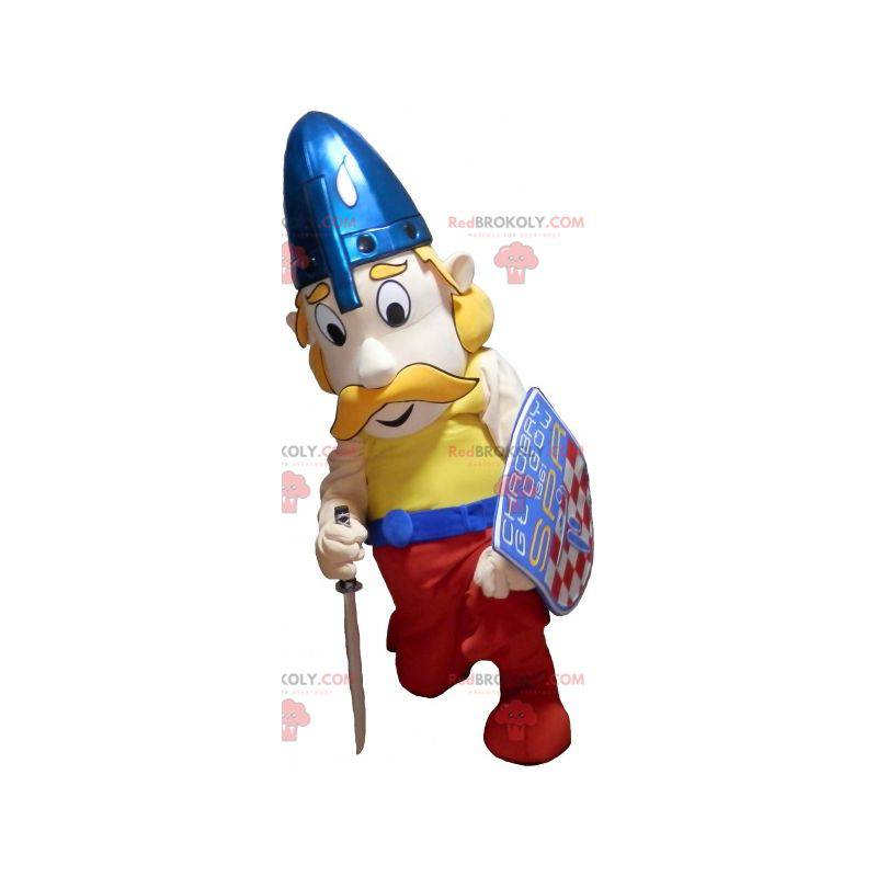 Mascote viking loiro bigodudo com capacete e escudo -