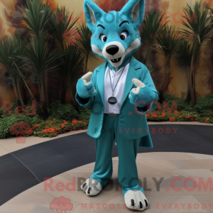 Turquoise Dingo...