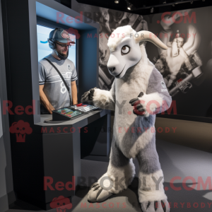Grijze geit mascottekostuum...