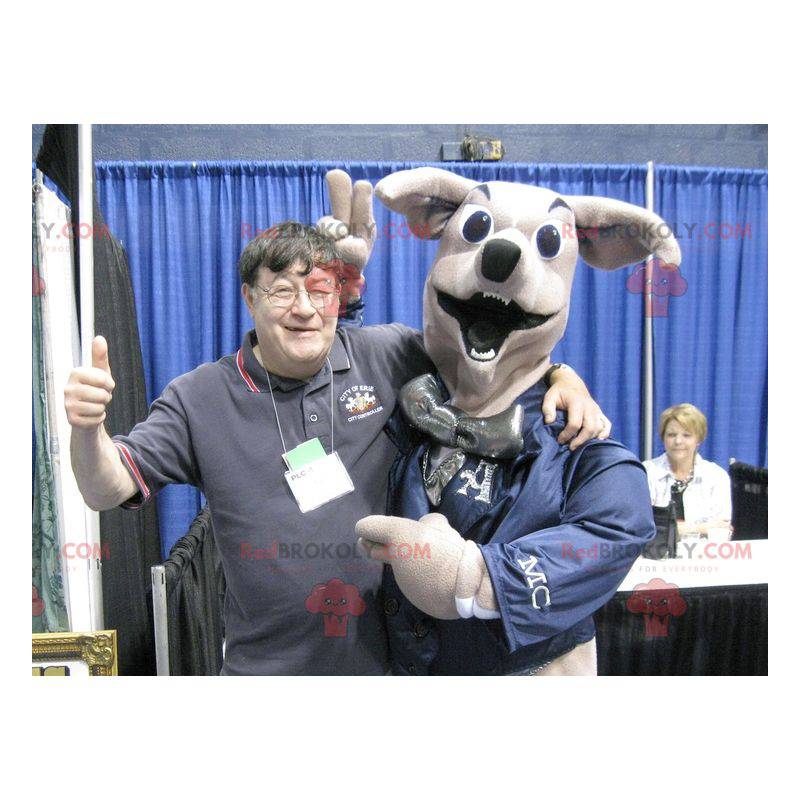 Mascote cão gigante de rena bege - Redbrokoly.com