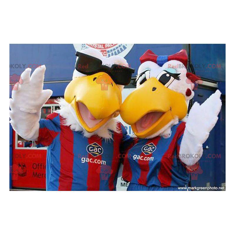 2 mascotes de pássaro gaivota em roupas esportivas -