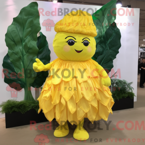 Yellow Cabbage Leaf maskot...