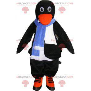 Mascote pinguim realista em preto e branco com acessórios -