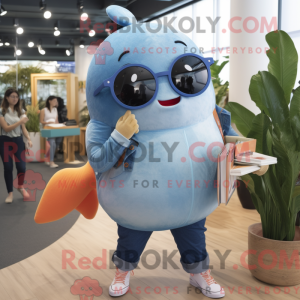 Peach Narwhal maskot...