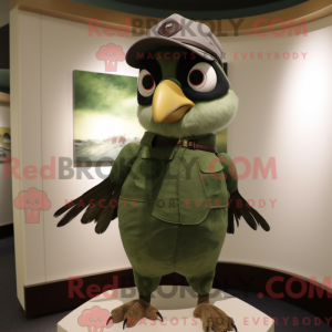Maskotka Olive Falcon z...