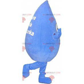 Riesiges und lächelndes Wassertropfenmaskottchen.