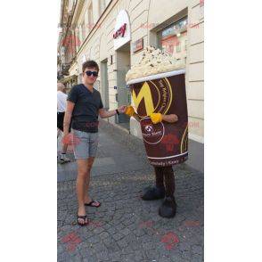 Mascotte de boisson chocolatée avec de la chantilly -