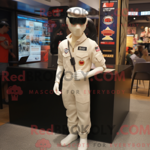 Cream Gi Joe maskot kostume...