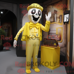 Yellow Graveyard maskot...